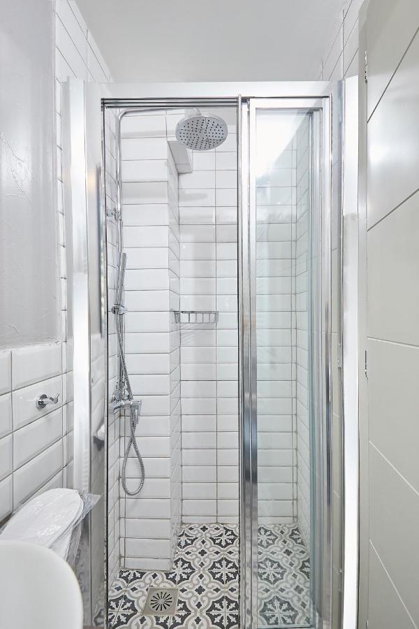 Stay In A Hip Decorated Studio Near Acropolis! Athens Exterior photo